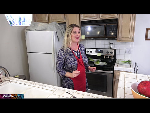 ❤️ Gigatasan siya ni stepmom sa kusina sa wala pa ang iyang date ️❌ Fucking video sa ceb.qizpornolar.ru ❌️
